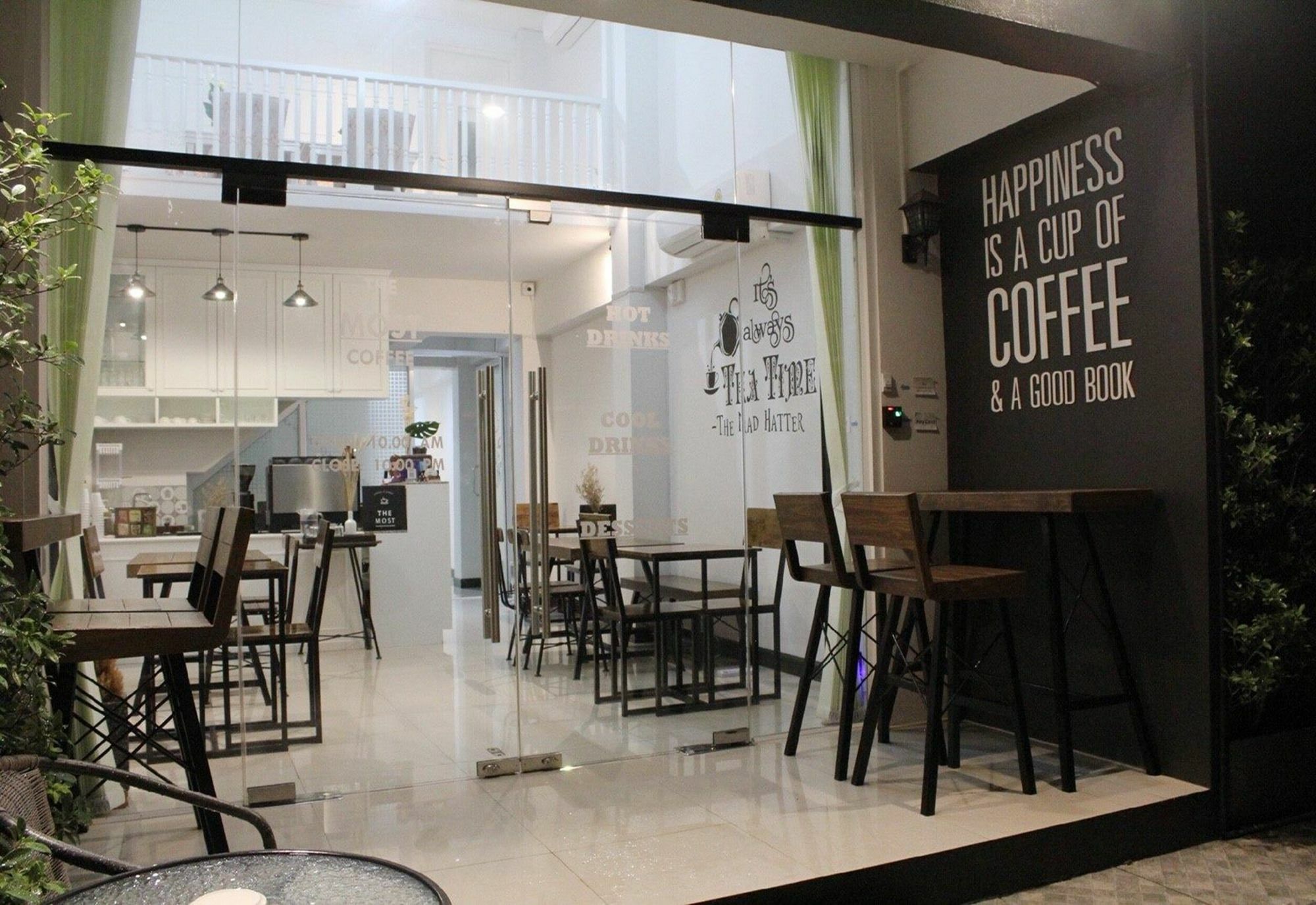 The Most Coffee & Guesthouse Chiang Mai Exteriör bild