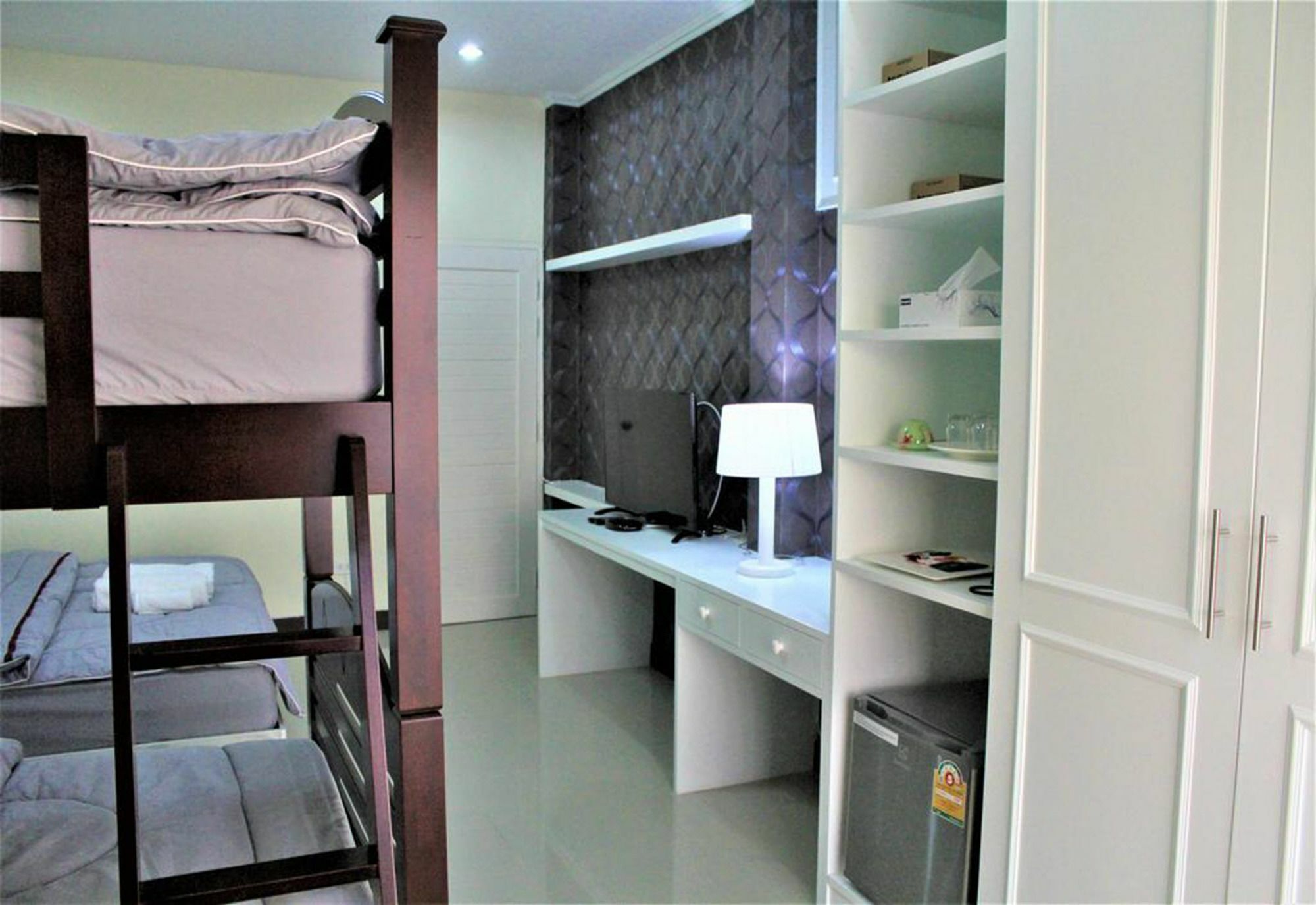 The Most Coffee & Guesthouse Chiang Mai Exteriör bild